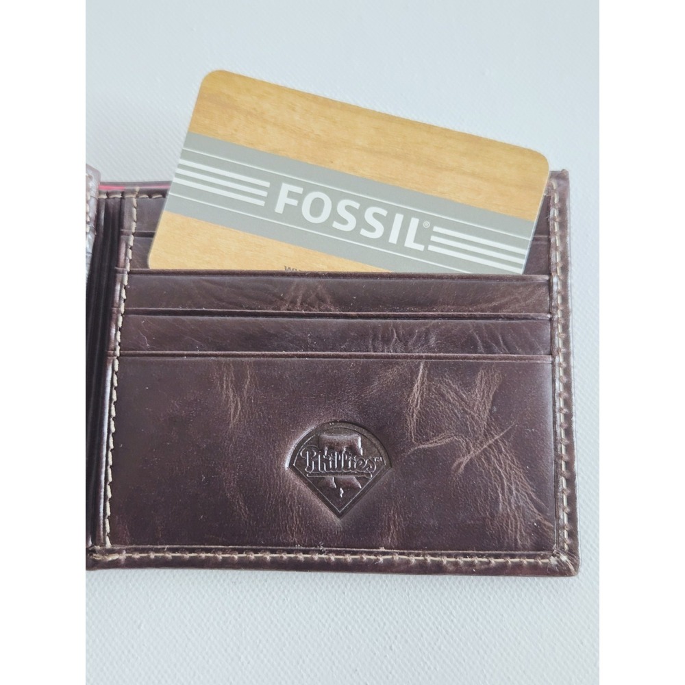 NEW FOSSIL PHILLIES MLB Leather Bifold Wallet Brown Baseball Sports Game Wallet - Picture 6 of 8